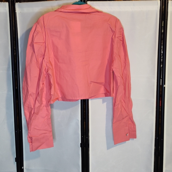 Long Sleeve Collar Rhinestones Cropped Top - Picture 7 of 9